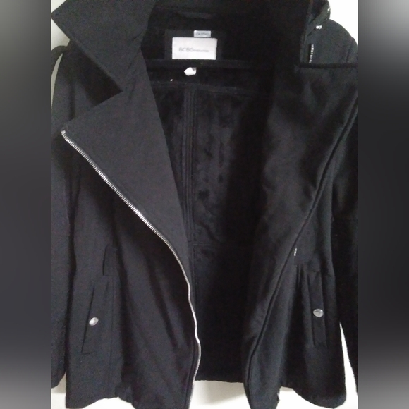 BCBG Gorgeous Winter Jacket - Picture 2 of 3